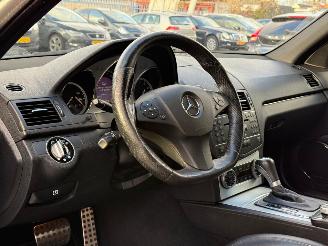 Mercedes C-klasse C63 AMG 6.2 V8 PANO/HARMAN FULL OPTION picture 11