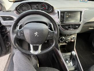 Peugeot 2008 1.2 PureTech Active AUTOMAAT picture 8