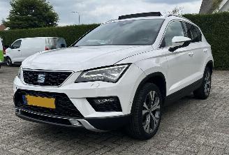 krockskadad bil auto Seat Ateca 1.4 Xcellence AUTOMAAT/PANO/FULL OPTION 2018/3