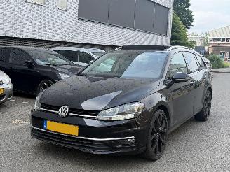 krockskadad bil auto Volkswagen Golf 1.0TSI PANO/DSG 2017/8