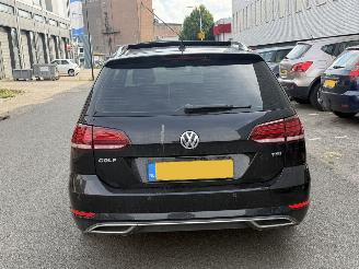 Volkswagen Golf 1.0TSI PANO/DSG picture 5