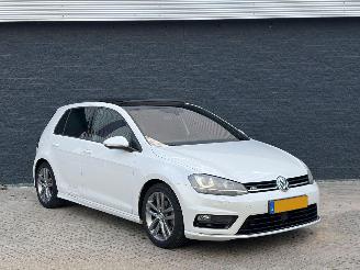 Volkswagen Golf 1.4TSI R-LINE DSG/PANO picture 2