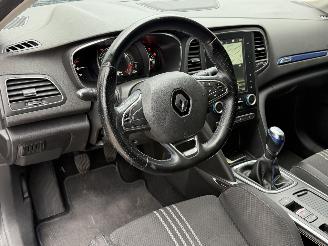 Renault Mégane 1.2Tce GT-LINE picture 10