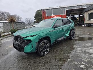 Unfallwagen BMW XM 50e Isle Of Man Grün Metallic 2024/7