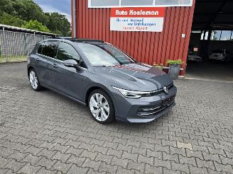 krockskadad bil auto Volkswagen Golf etsI Hybrid Edition 50 2024/7