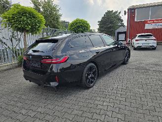Vaurioauto  passenger cars BMW  530e M 220 kW Hybride 2024/11