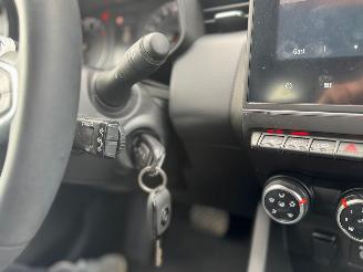 Renault Clio  picture 18