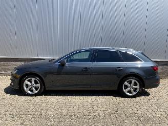 Audi A4 Sport-Line Leer, Navi, Trekhaak, Dynamische verlichting picture 2