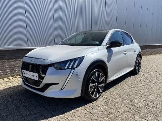 skadebil auto Peugeot 208 GT-Line Camera Led Apple Car Play 2022/2