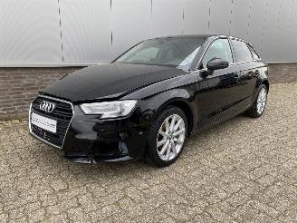 Schadeauto Audi A3 Sportback 1.6 TDI Design Pro Line Plus Virtual Cockpit, Leer, Airco, Navi 2017/4