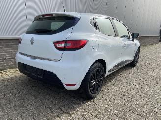 Renault Clio 0.9 TCe Bose Airco PDC Navi picture 2