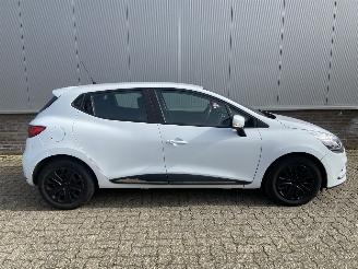 Renault Clio 0.9 TCe Bose Airco PDC Navi picture 4