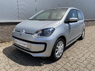 Schadeauto Volkswagen Up! 1.0 Club Up! BlueMotion Airco, 63000 KM 2015/9