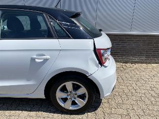 Audi A1 1.0 TFSI Adrenalin Airco, PDC Achter, Stoelverwarming picture 11