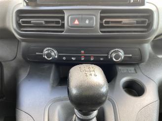 Peugeot Rifter 1.2 Puretech Active Apple Carplay/Android Auto, Airco, Trekhaak picture 44