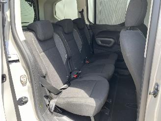 Peugeot Rifter 1.2 Puretech Active Apple Carplay/Android Auto, Airco, Trekhaak picture 48