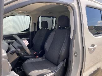 Peugeot Rifter 1.2 Puretech Active Apple Carplay/Android Auto, Airco, Trekhaak picture 33