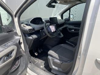 Peugeot Rifter 1.2 Puretech Active Apple Carplay/Android Auto, Airco, Trekhaak picture 32