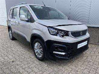 Peugeot Rifter 1.2 Puretech Active Apple Carplay/Android Auto, Airco, Trekhaak picture 6