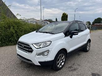 Schadeauto Ford EcoSport Titanium Automaat 2019/2