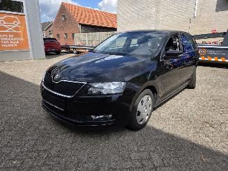 uszkodzony samochody osobowe Skoda Rapid 1000 TSI DSG AUTOMAAT  FRISSE MOTOR EN DSG  VOORKOP HEEL 2019/2