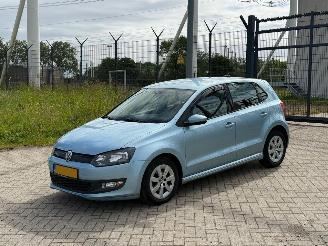 Vaurioauto  passenger cars Volkswagen Polo 1.2 tdi Climatronic Navi Cruise Airco Nap 2013/11