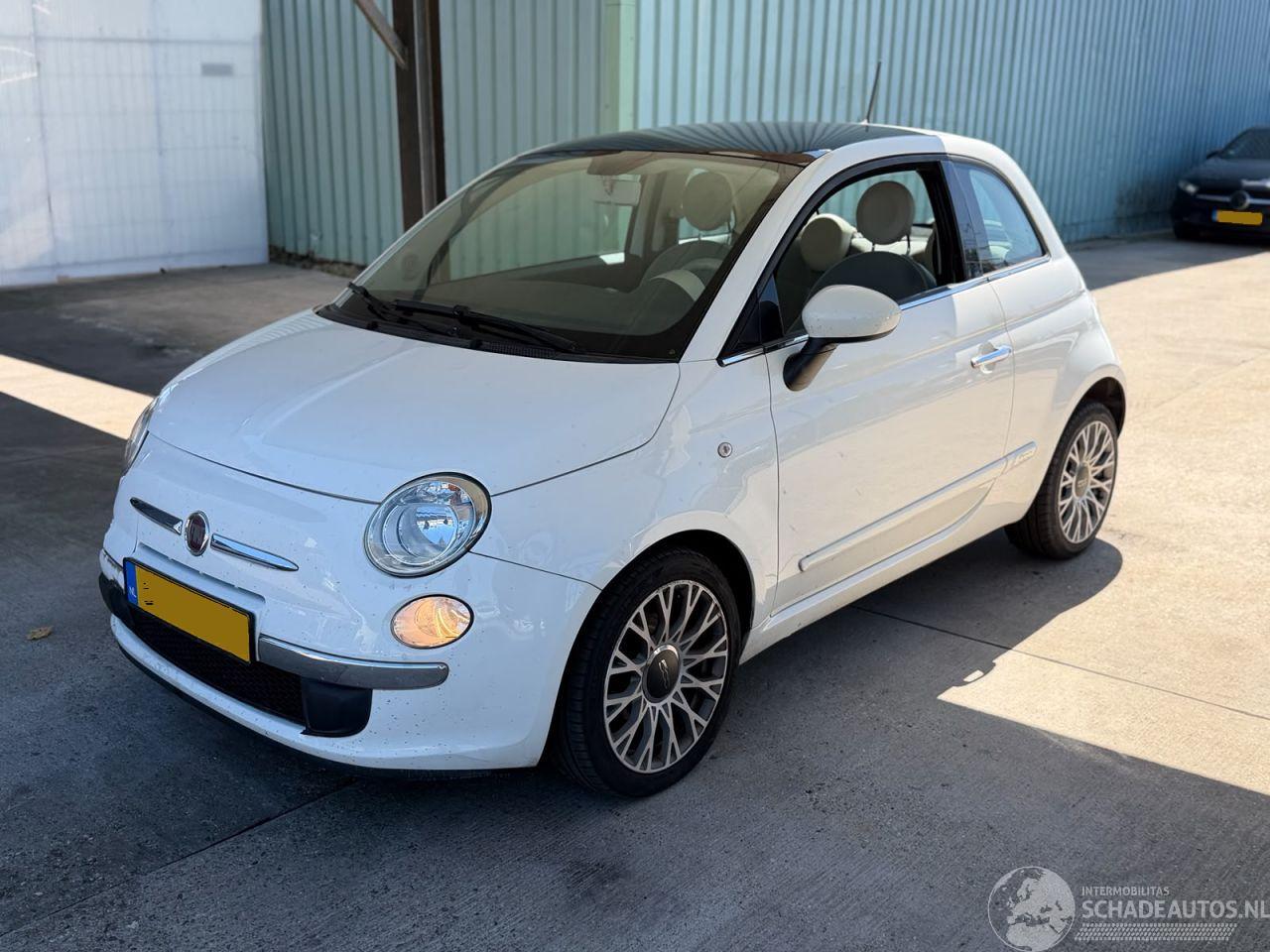 Fiat 500 09. TwinAir Turbo Lounge Glasdak Nap