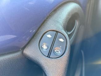 Ford StreetKa 1.6 Leder Airco Stoelverwarming picture 15