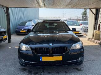 BMW 5-serie 523i High Executive Leder Xenon Pano picture 2