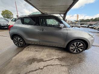 Suzuki Swift 1.2 Stijl Smart Hybrid Nap Camera picture 4