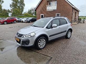 damaged passenger cars Suzuki SX4 1.6i  120pk clima  4x4  awd 2011/10