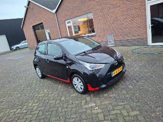 Unfallwagen Toyota Aygo 1.0 vtti 5drs airco 2022/3