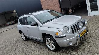 Voiture accidenté Jeep Compass 2.4i  125kw   airco 2009/5