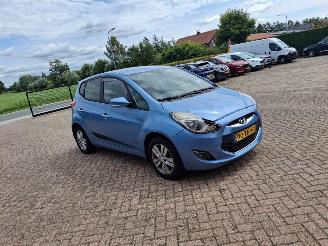 Auto incidentate Hyundai Ix20 1.6i  125pk  automaat   clima 2012/2