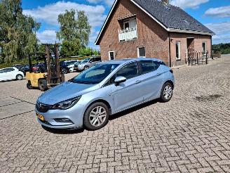 uszkodzony samochody osobowe Opel Astra 1.0i 5drs  navi   clima  77kw 2017/6
