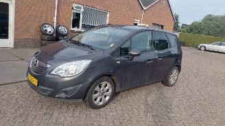 Schadeauto Opel Meriva 1.4i 5drs airco   automaat  1e eigenaar 2012/11