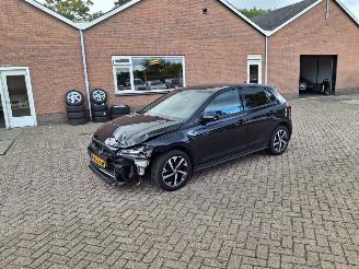 Schadeauto Volkswagen Polo 1.6 tdi 95pk automaat 2019/5