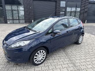 Schadeauto Ford Fiesta 1.25 LIMITED 86125 KM NAP! BOUWJAAR 2012 LICHTE SCHADE! 3200 EURO 2012/3