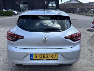 Renault Clio 1.0 90 EQUILIBRE BOUWJAAR 2023  67945 KM VASTE PRIJS 8400 EURO picture 3
