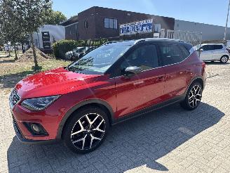 krockskadad bil auto Seat Arona 1.0 FR TSi INTENS LICHTE SCHADE! BOUWJAAR 2019  10950 EURO VAST 2019/1
