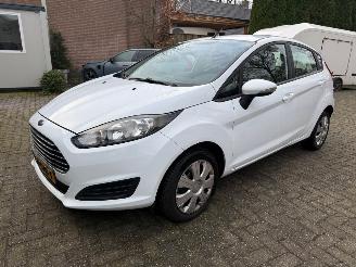 Schadeauto Ford Fiesta 1.0 STYLE 5DRS AIRCO NAVI 2015/4