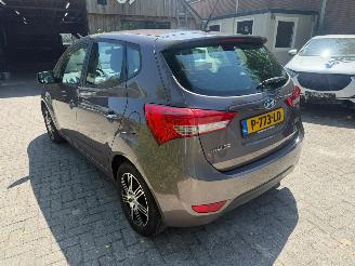 uszkodzony samochody osobowe Hyundai Ix20 1.4 AIRCO STOELVERWARMING SPORTVELGEN 2012/2