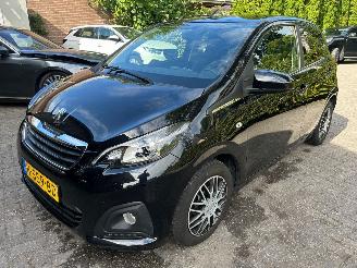 Schadeauto Peugeot 108 1.0 ACTIVE 5 DRS NL NETTE AUTO 2020/1