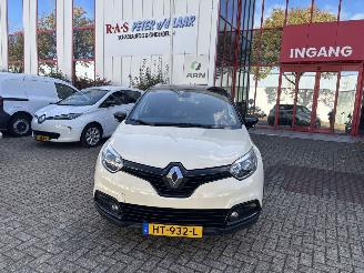 Damaged car Renault Captur GEEN SCHADE, automaat hapert 2016/1