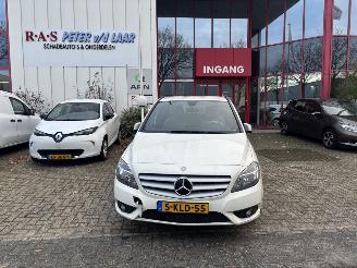 uszkodzony samochody osobowe Mercedes B-klasse B 200 CDI 2013/5