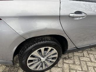 Peugeot 2008 1.2 VTI ACTIVE PACK AUTOMAAT RIJDBARE SCHADE picture 9