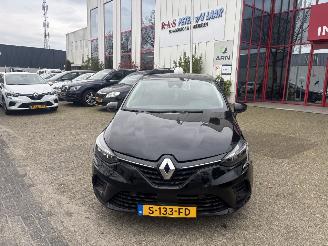 Avarii autoturisme Renault Clio 1.0 TCe 90 Equilibre 2023/2