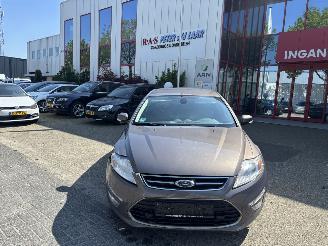 Auto incidentate Ford Mondeo 2.0 16V LIMITED 2012/1