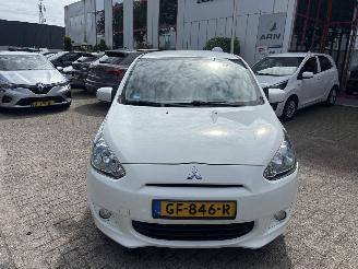 Auto incidentate Mitsubishi Space-star  2015/5