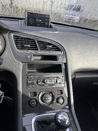 Peugeot 5008 1.2 PURET. STYLE 5P. picture 14